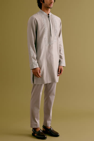 Devnaagri Grey floral dori embroidered kurta set DEVDEC24D11869