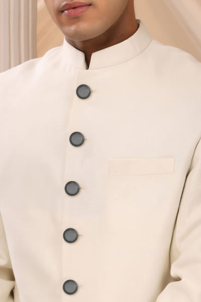 Grey geometric button set