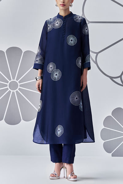 Indigo floral embroidered kurta