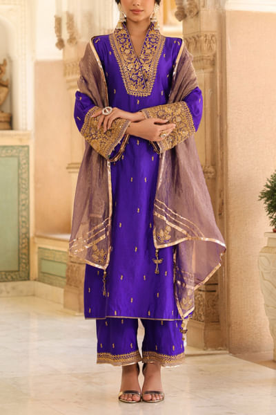 Ink blue floral embroidered kurta set
