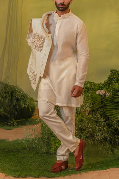 Ivory chanderi kurta set