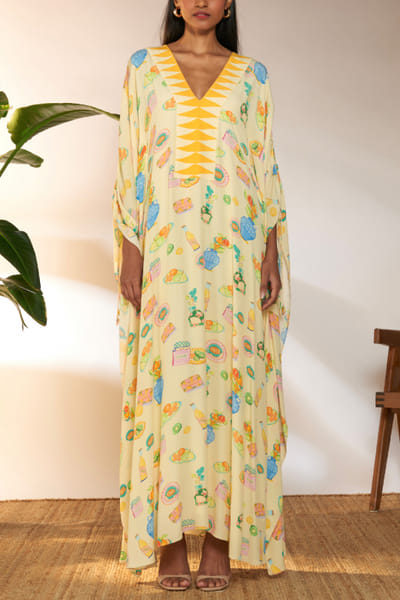 Ivory everyday things printed kaftan