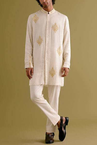 Ivory floral dori embroidery kurta set