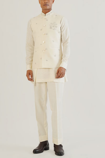 Ivory floral embroidered jacket