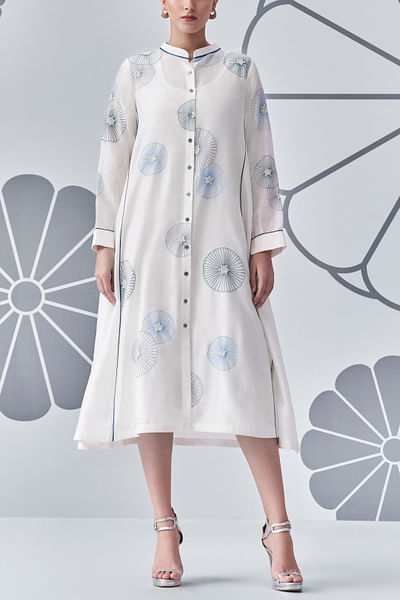 Ivory floral embroidered kurta