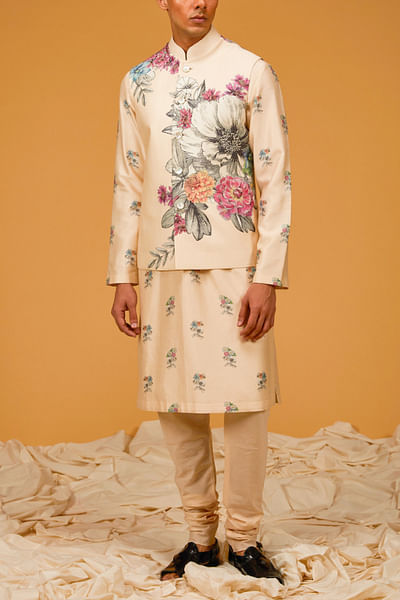 Ivory floral printed bandi and kurta set