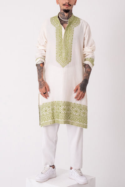 Ivory geometric and floral embroidery kurta set