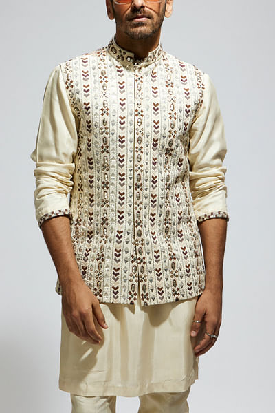 Ivory geometric embellished bandi
