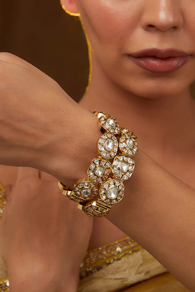 Zevar By Geeta Ivory kundan and polki kadas ZEVMAY24D1014