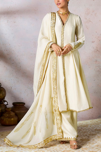 Ivory sequin embroidered kurta set