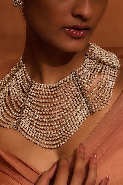 Ivory Swarovski pearl necklace