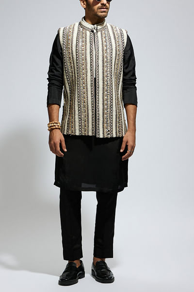 Ivory threadwork bandi set