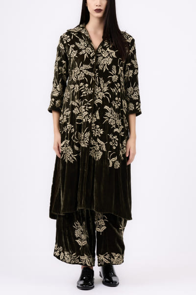 Khaki velvet embroidered shirt