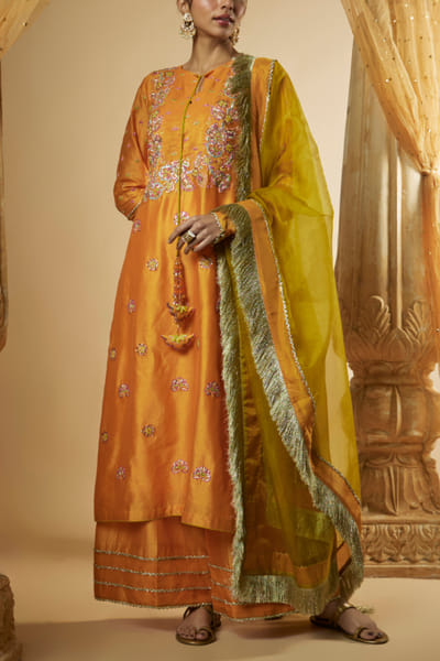 The Aarya Light orange floral embroidered kurta set ARYNOV24D204