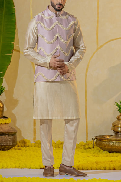 Lilac pearl embellished bandi