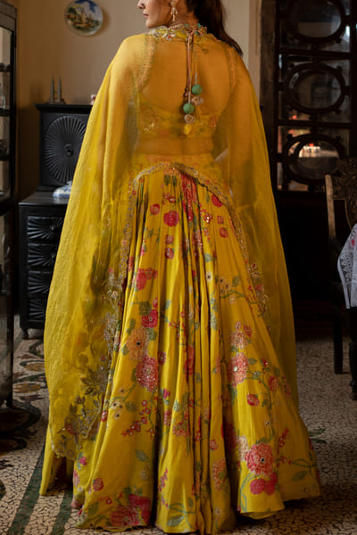 Paulmi & Harsh Lime yellow floral printed lehenga set PNHMAR24D112