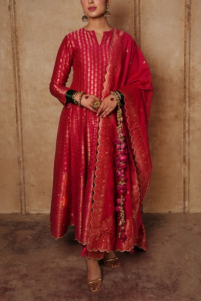 Magenta floral zari woven anarkali set