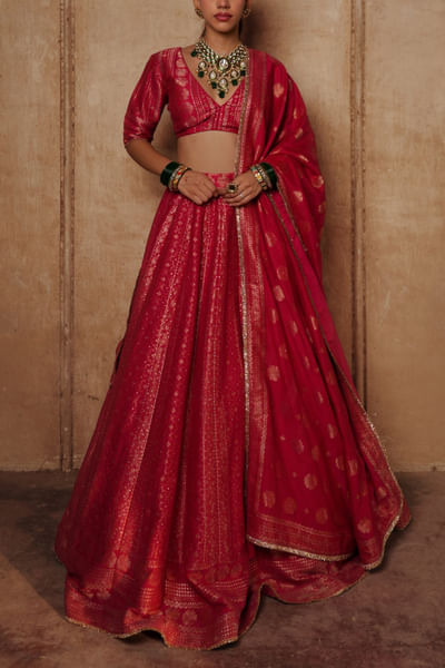 Magenta paisley woven lehenga set