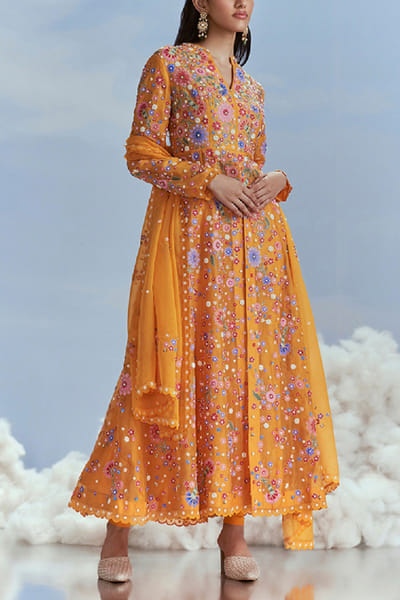 Nachiket Barve Mango floral embroidery kurta set NABFEB24D214