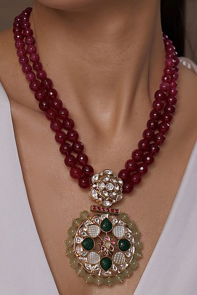 Maroon bead embellished necklace