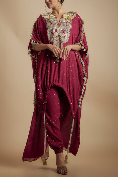 Maroon mukaish embroidered kurta set