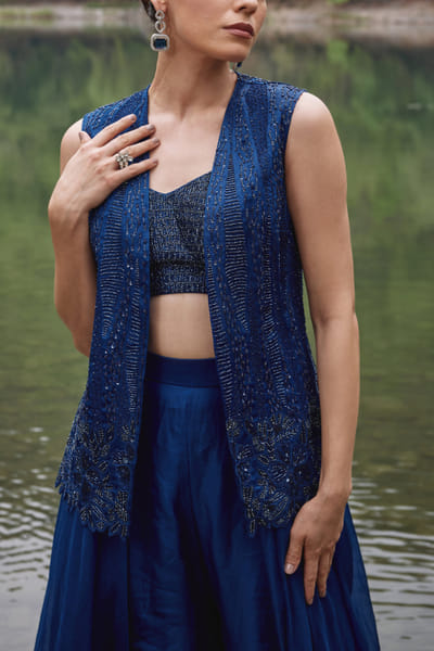 Varun Chakkilam Midnight blue embroidered jacket set VACAUG2421