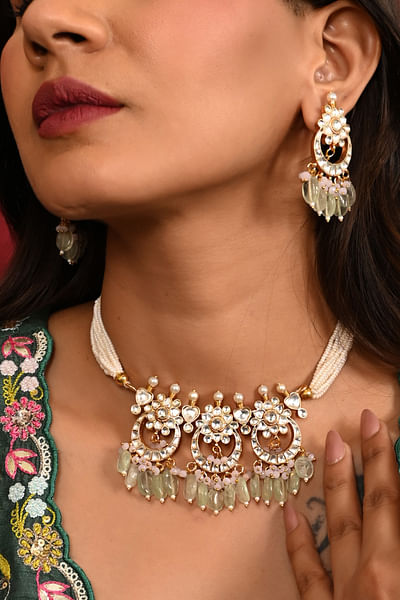 Mint and gold kundan necklace set