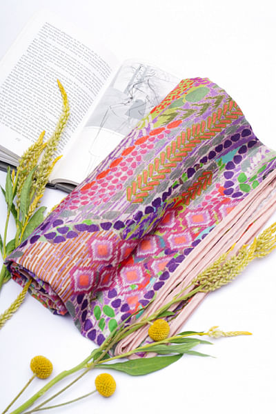 Multicolour artsy and ikat printed scarf