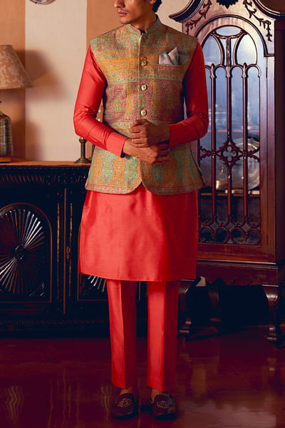 Multicolour paisley banarasi bandi kurta set