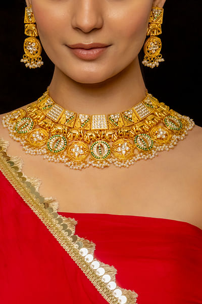 Multicolour pearl and kundan embellished necklace set