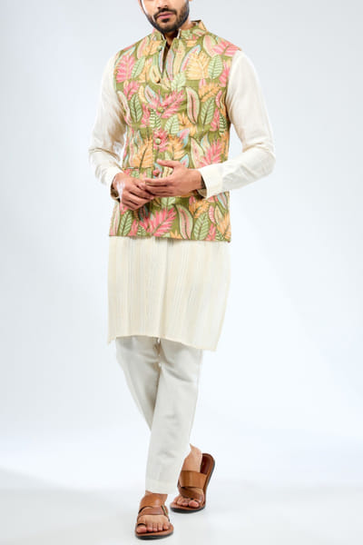 Multicolour printed bundi and kurta set