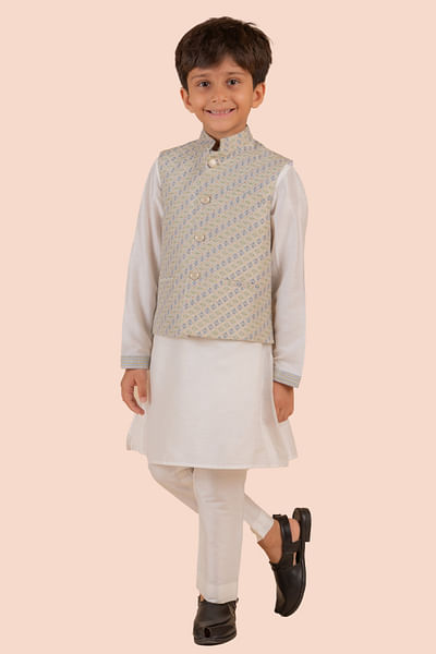 Multicoloured printed bandi and kurta set