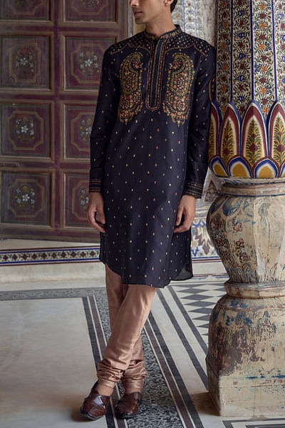 Navy blue paisley motif kurta set