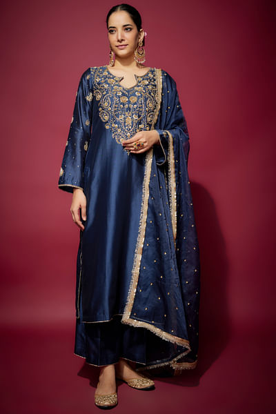 Navy blue zardozi embroidered kurta set