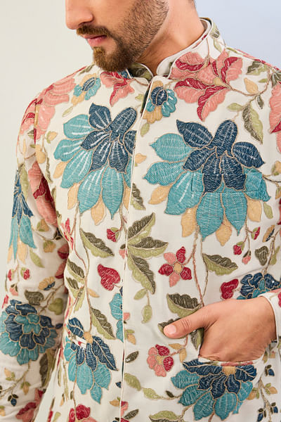 Off-white floral embroidery bandi kurta set