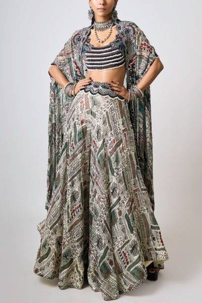 Off-white printed cape set