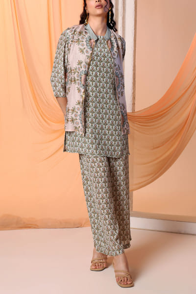 Off-white printed kurta set with jacket