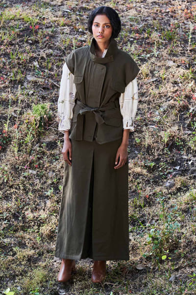 Olive green overlapped belted jacket