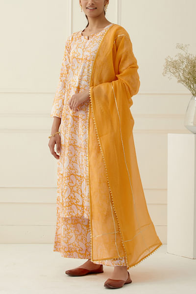 Orange and white paisley printed kurta set