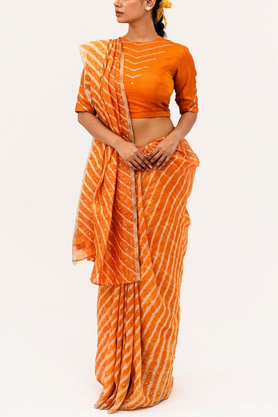 Orange leheriya tie-dye sari set