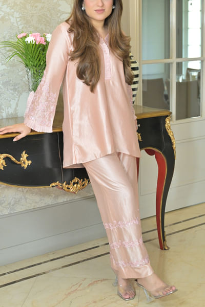 Peach embroidered tunic set