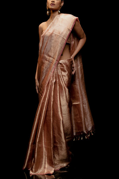 Pink 3D geometric woven banarasi sari set