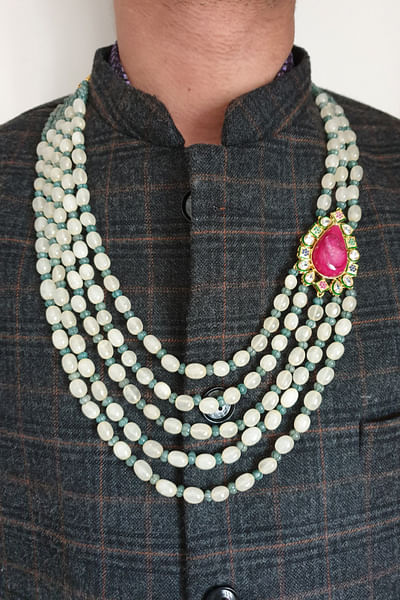 Pink and ivory beaded stone layered necklace