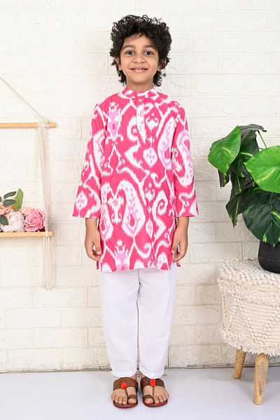 Pink and white ikat print kurta set