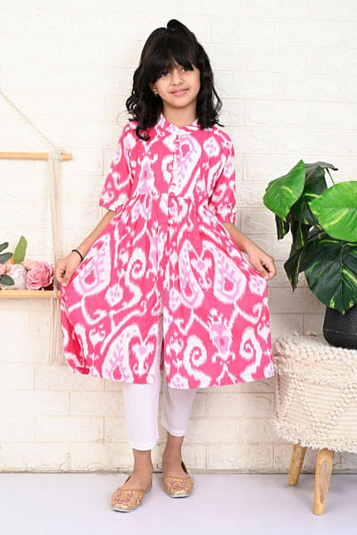 Pink and white ikat printed kurta set