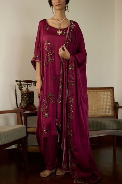 Pink floral embroidered dupatta