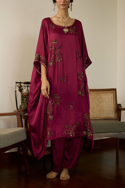 Pink floral embroidered kaftan set