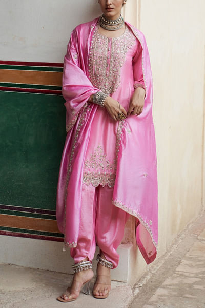 Pink floral embroidered kurta set