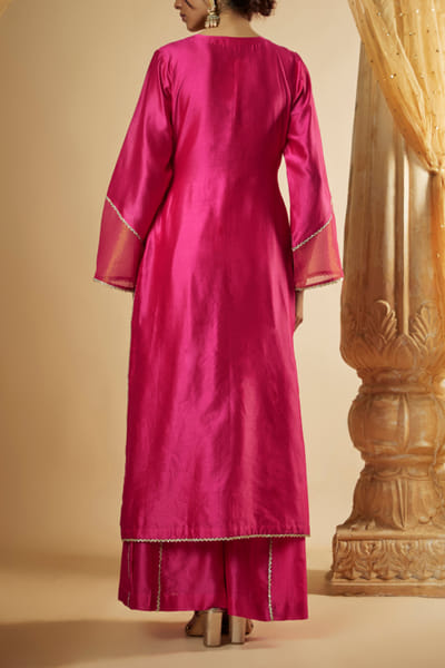 The Aarya Pink floral embroidered kurta set ARYNOV24D205