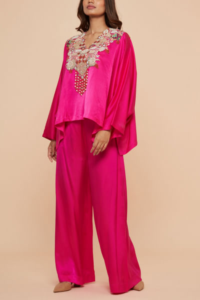 Pink floral embroidered short kaftan set